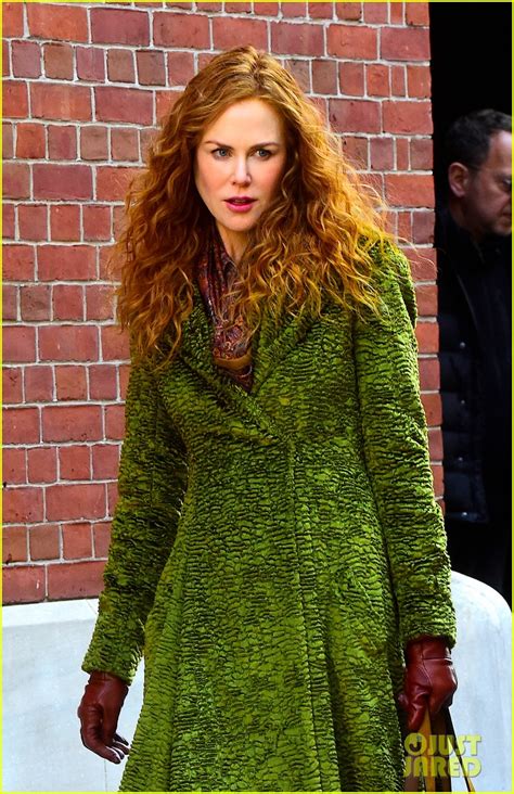 who makes nicole kidman coats